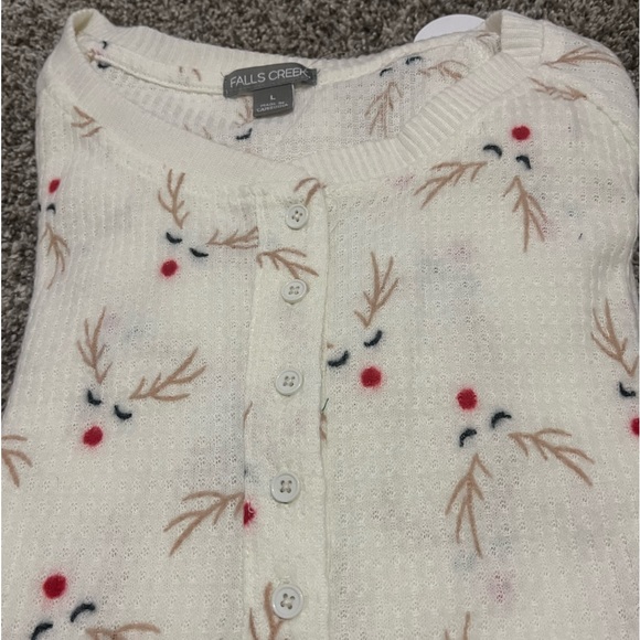 Falls Creek Women’s Reindeer Face Pajama Set - Picture 2 of 7